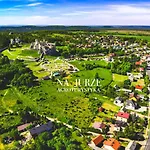 Na Jurze Z Widokiem Na Zamek Jacuzzi Sauna Beczka Wypozyczalnia Rowerow Elektrycznych Landhuis Ogrodzieniec
