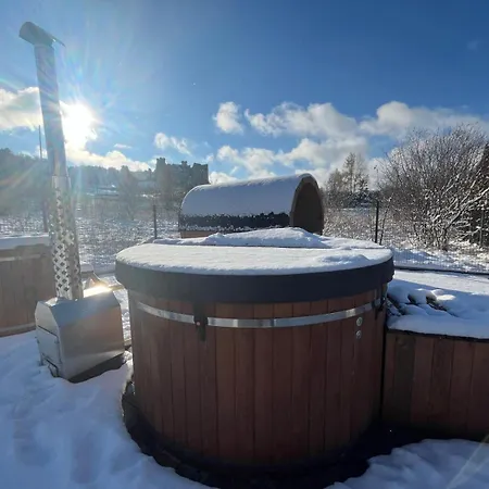Na Jurze Z Widokiem Na Zamek Jacuzzi Sauna Beczka Wypozyczalnia Rowerow Elektrycznych Basen