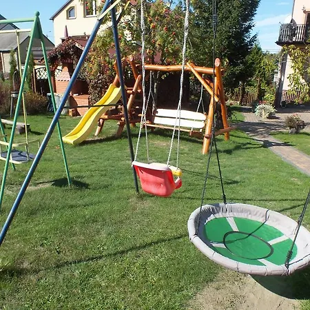 Na Jurze Z Widokiem Na Zamek Jacuzzi Sauna Beczka Wypozyczalnia Rowerow Elektrycznych Basen