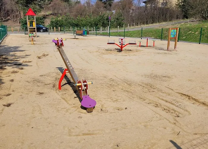 Εξοχικό σπίτι Agroturystyka Na Jurze Apartamenty Z Widokiem Na Zamek Jacuzzi Sauna Beczka Wypozyczalnia Rowerow Elektrycznych