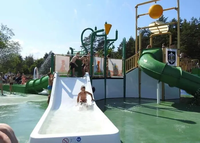 Na Jurze Z Widokiem Na Zamek Jacuzzi Sauna Beczka בית כפרי אוגרודז'ינייץ