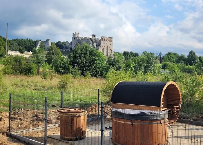 Agroturystyka Na Jurze Apartamenty Z Widokiem Na Zamek Jacuzzi Sauna Beczka Country house Ogrodzieniec