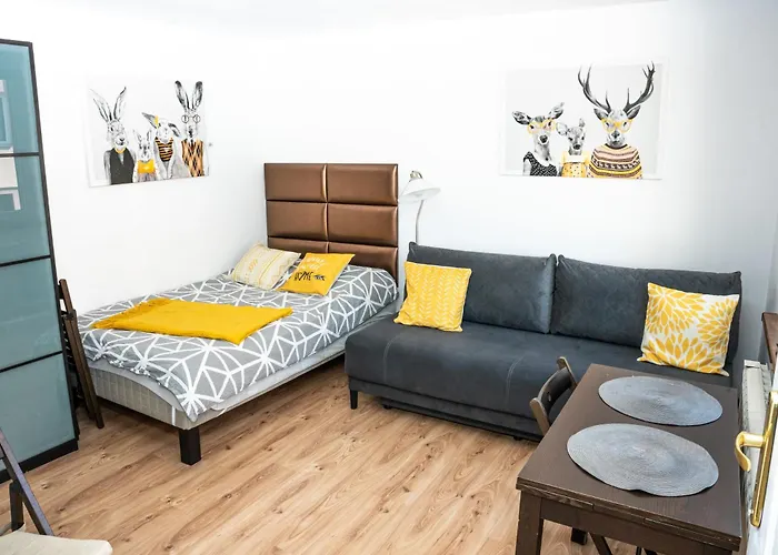 Country house Agroturystyka Na Jurze Apartamenty Z Widokiem Na Zamek Jacuzzi Sauna Beczka Ogrodzieniec