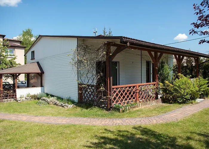 Εξοχικό σπίτι Agroturystyka Na Jurze Apartamenty Z Widokiem Na Zamek Jacuzzi Sauna Beczka Wypozyczalnia Rowerow Elektrycznych Ogrodzieniec