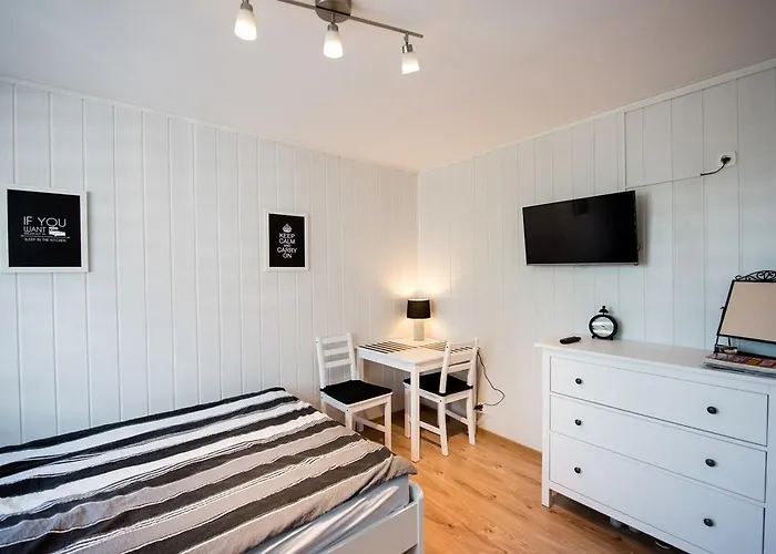 Εξοχικό σπίτι Agroturystyka Na Jurze Apartamenty Z Widokiem Na Zamek Jacuzzi Sauna Beczka Wypozyczalnia Rowerow Elektrycznych *